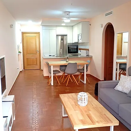 Apartment Casa Di Cotro Bajo Con Gran Jardin