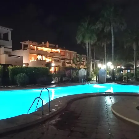 Apartment Casa Di Cotro Bajo Con Gran Jardin Vera