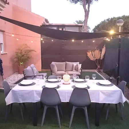 Casa Di Cotro Bajo Con Gran Jardin Apartment *